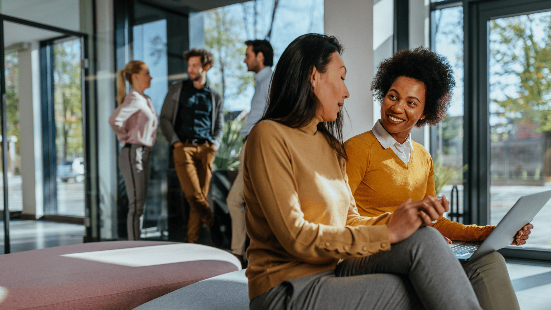 two colleagues having a conversation